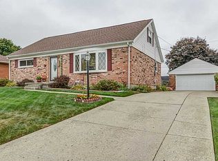 4140 Helena Dr, Springfield, OH 45503