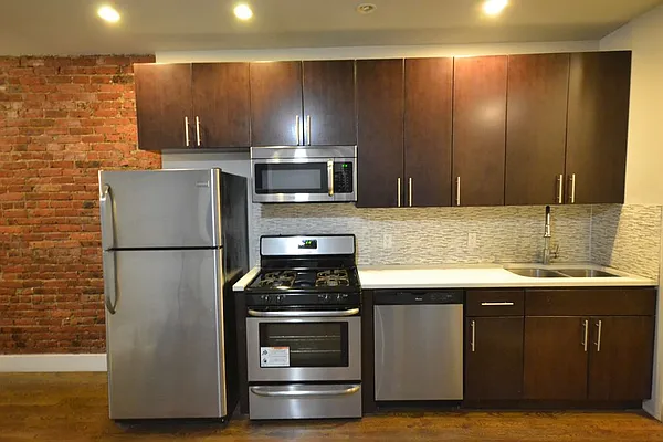 Rented by Bold New York | media 12