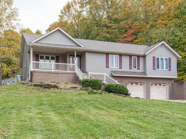 313 E Abrams Rd, Bloomfield, IN 47424