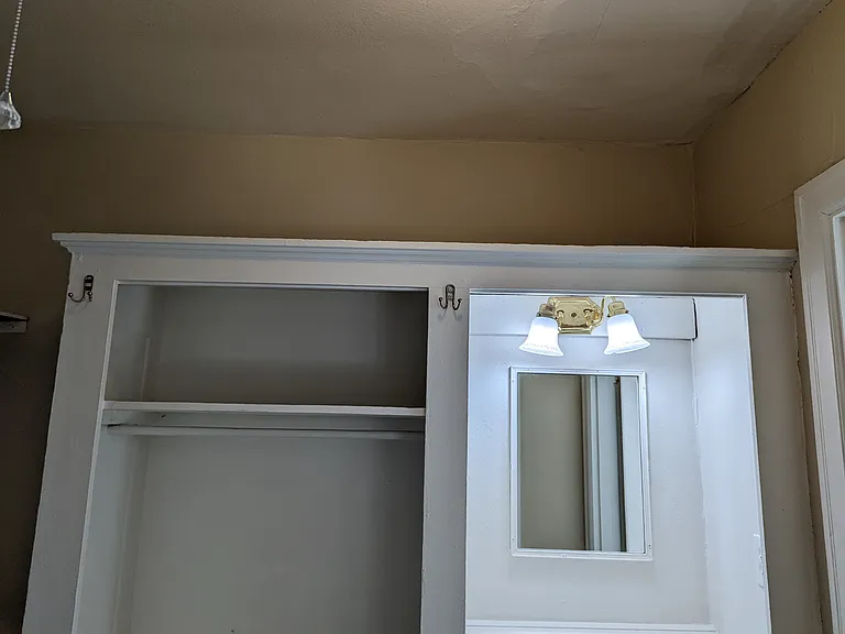 Great extra vanity in the walk in closet
