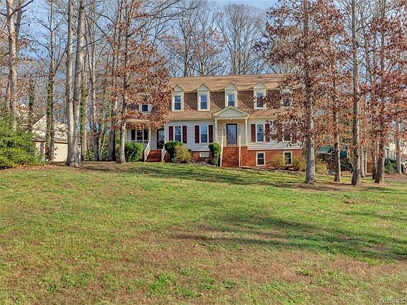 2nd image of 201 Farnham Dr