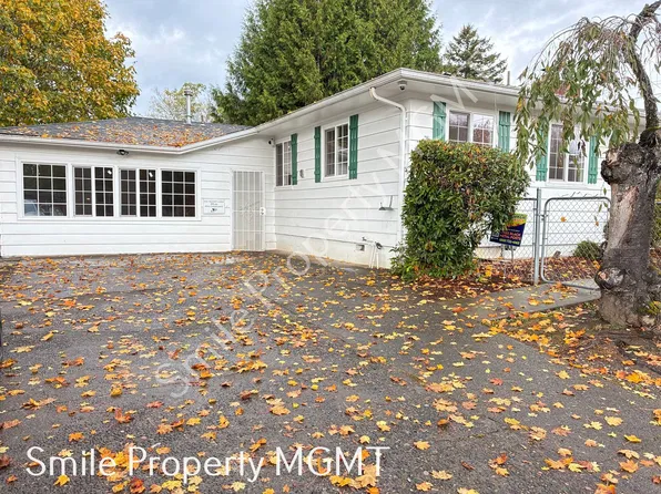 11414 SE Powell Blvd, Portland, OR 97266