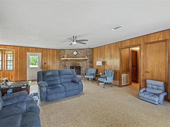 3rd image of 2861 Delta Downs Dr
