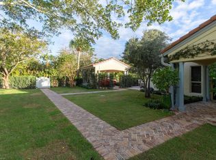 2489 Vista Del Prado Dr, Wellington, FL 33414