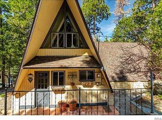 219 Fairview Dr, Lake Arrowhead, CA 92352