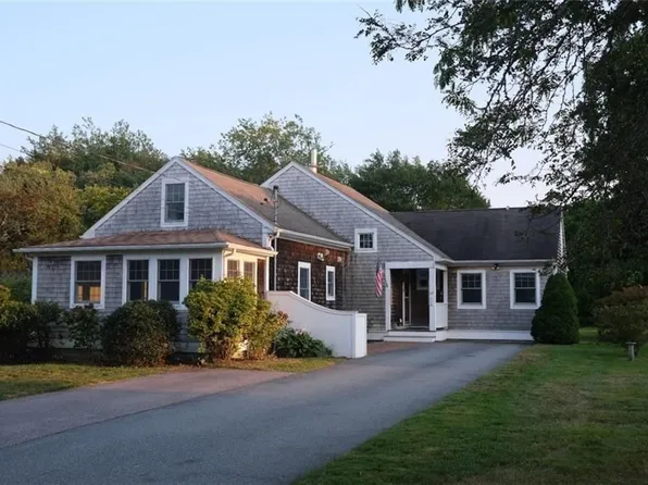 67 High St, Jamestown, RI 02835