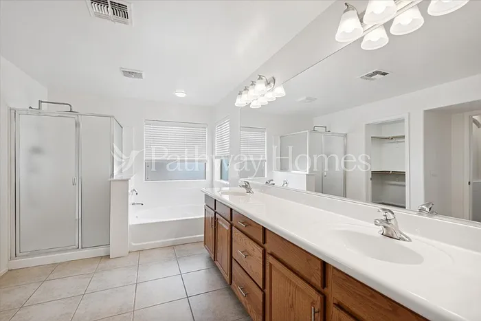 17762 W Watson Ln — Photo 12