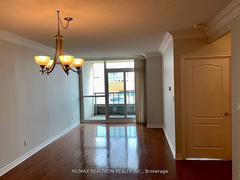 88 Promenade Cir #303 — Photo 8