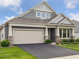 1069 77th St W, Victoria, MN 55386