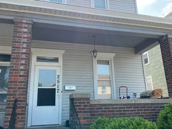 2517 Jackson St, Dubuque, IA 52001