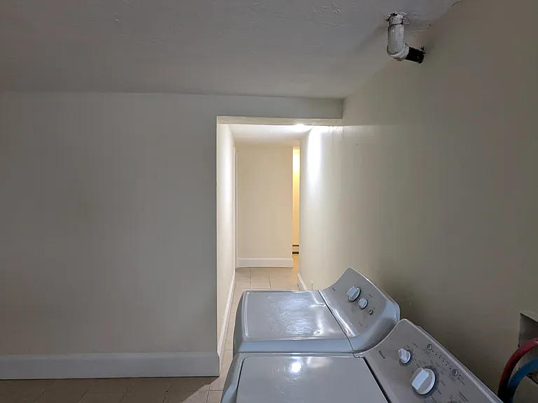 15 Egerton Rd #1 — Photo 24