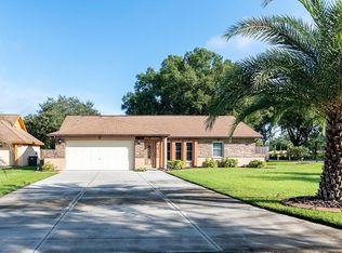 8008 Glenoak Ct, Tampa, FL 33610
