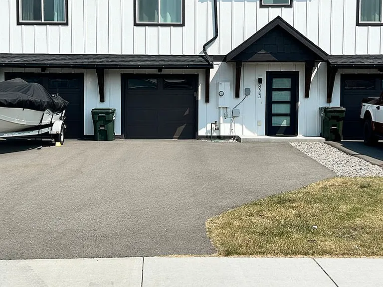 823 Lake Francis Dr — Photo 1