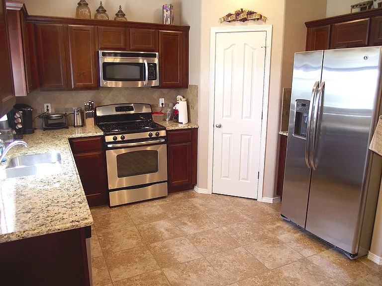 11284 Blue Barrel Dr — Photo 6