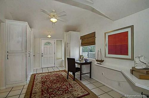 4th image of 237-39 N Granados Ave