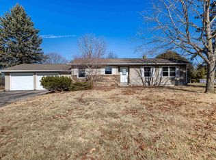 550 Grandview Lane, Platteville, WI 53818