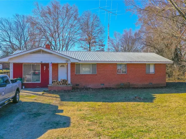 181 Old Farmington Rd, Farmington, AR 72730
