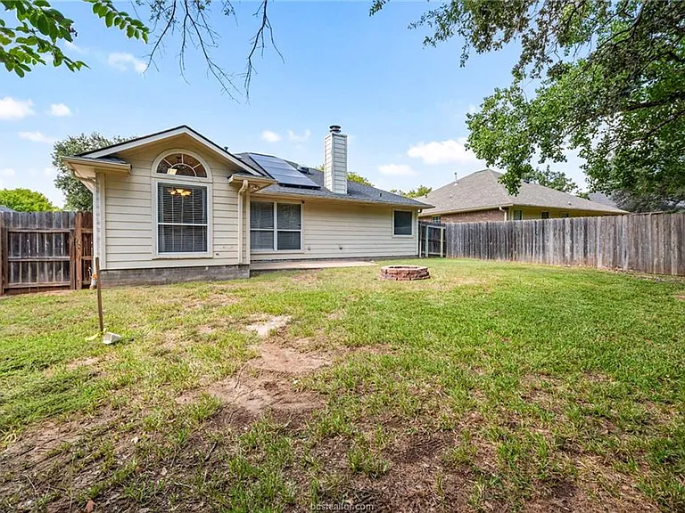 1711 Beaver Pond Ct — Photo 23