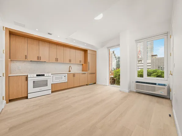 540 Atlantic Avenue image 1 of 39