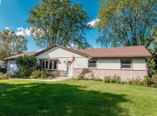 N71W13918 Nicolet Ct, Menomonee Falls, WI 53051