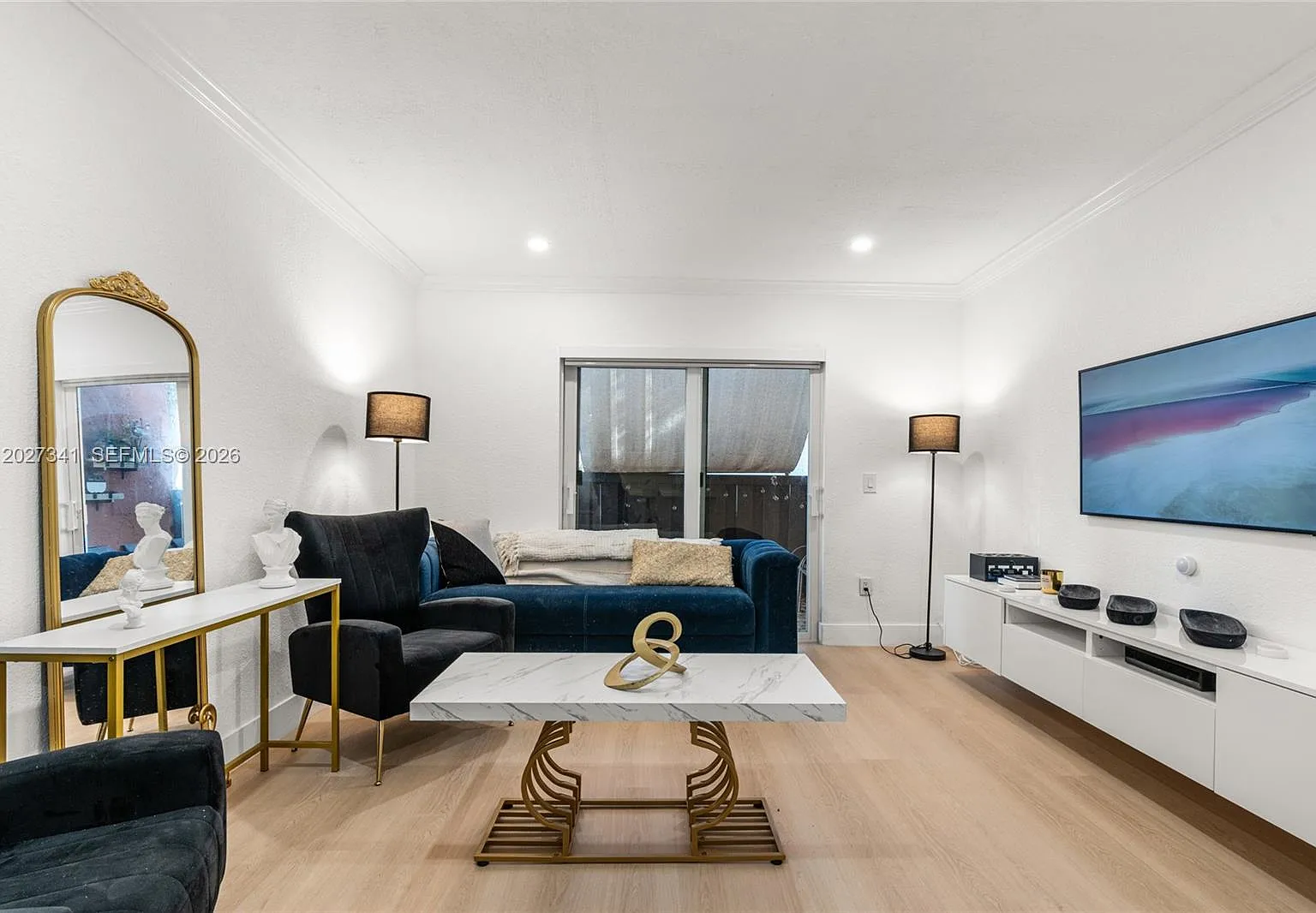 Spanish Trace Condo — Photo 4