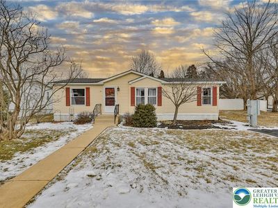 17 Canterbury Ct, Easton, PA, 18040