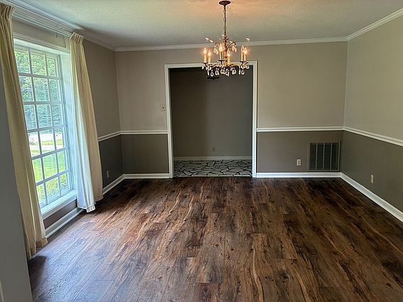 Dining Room/ marble foyer