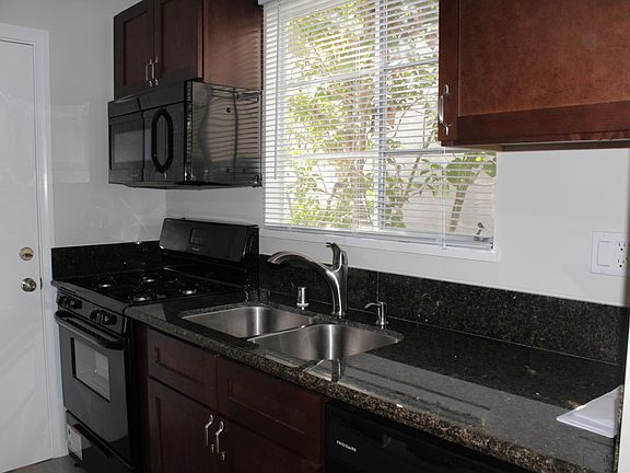 2nd image of 6236 La Mirada Ave APT 3