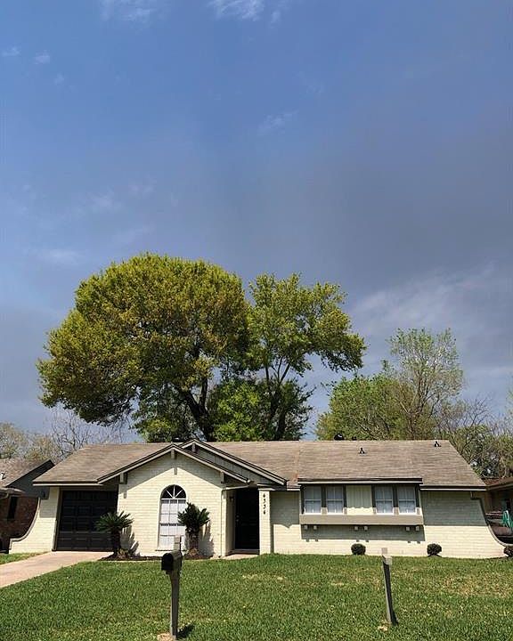 1st image of 4334 Fallen Oaks Dr