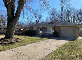 2808 N Harper Ter, Peoria, IL 61604