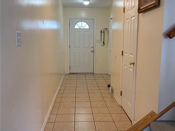 2nd image of 35 Brown St