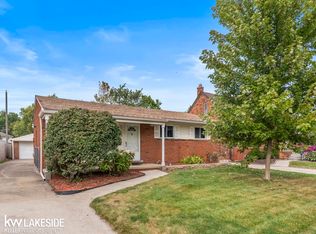 20859 Paloma St, Saint Clair Shores, MI