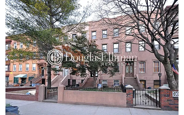 Rented by Douglas Elliman | media 26