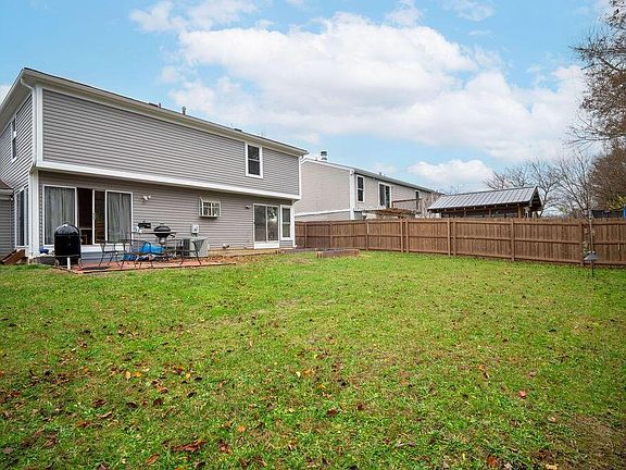 3rd image of 1640 Jupiter Ave