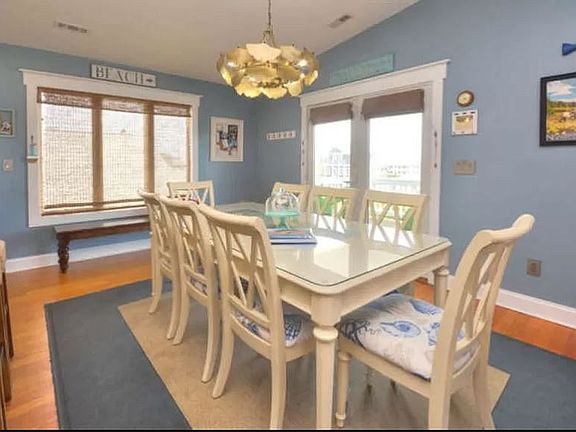 2nd image of 1404 E Beach Dr