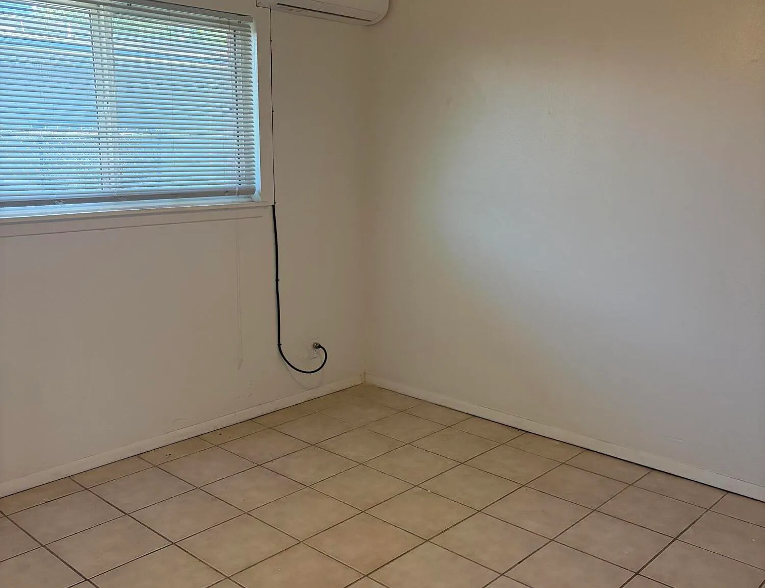 2 bed, 750 sqft, $980 — Photo 4