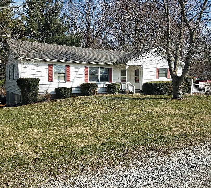 1st image of 948 N Seale Ln