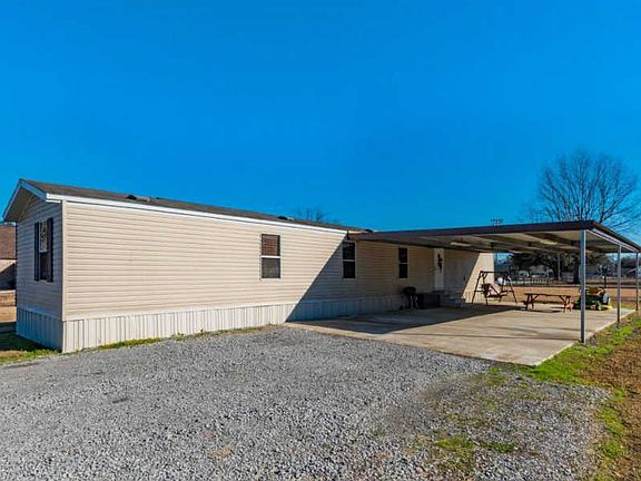 3rd image of 2219 Blake Dr