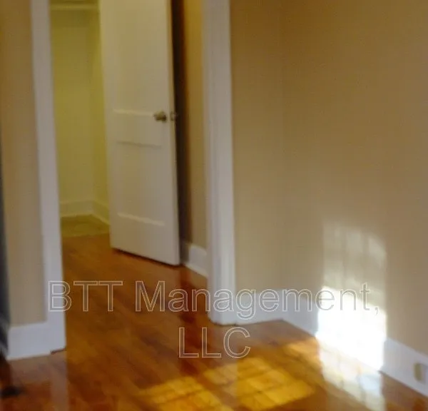 8401 Greenwood Ave #1 — Photo 6