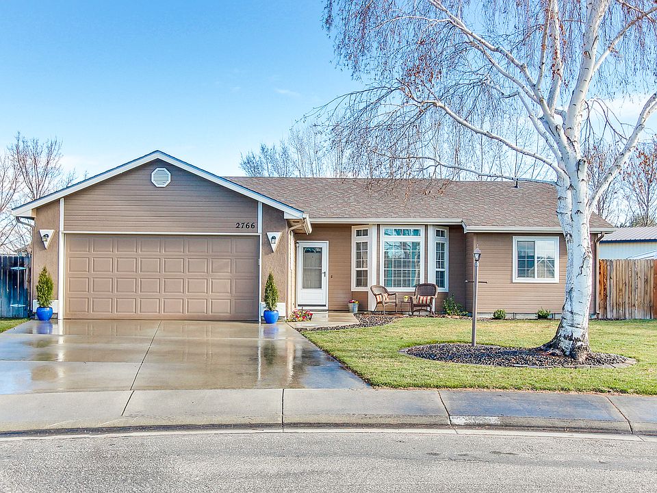 Pristine Home Move In Ready!