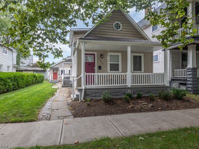 2584 W 11th St, Cleveland, OH, 44113