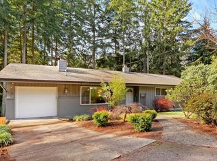 133 SW 207th St, Normandy Park, WA 98166
