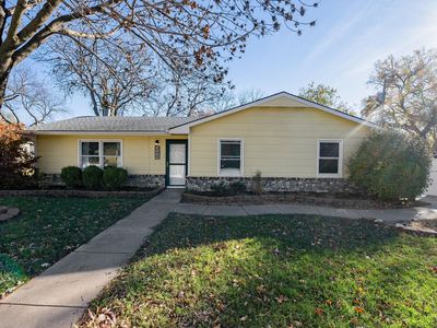 604 S College Ave, Mulvane, KS, 67110