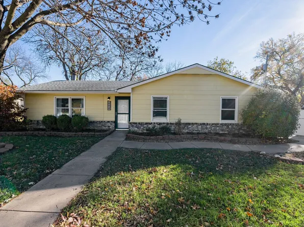 604 S College Ave, Mulvane, KS 67110