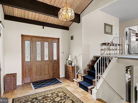 5th image of 780 Carteret Ct