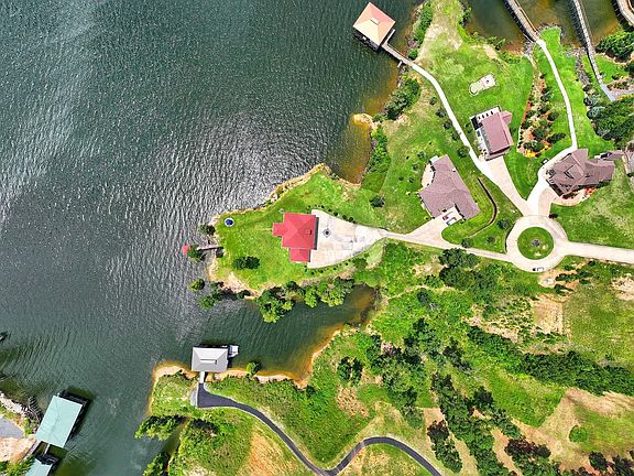 2nd image of 320 Cypress Village Dr