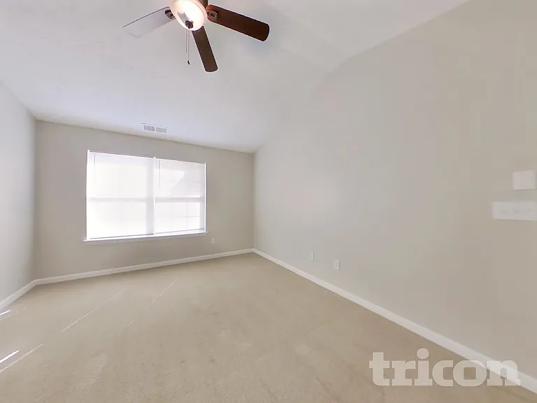 9870 Rivercliff Ln — Photo 7