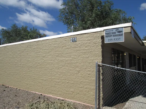 219 Dallas St NE, Albuquerque, NM