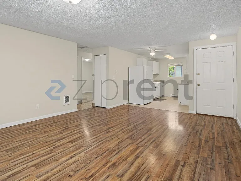 9660 SW Prairie Ter #D — Photo 9
