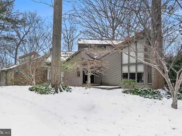 209 Deer Hill Rd, Reading, PA 19607